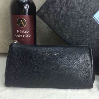 Prada普拉達 新款男士手拿包 0053黑色