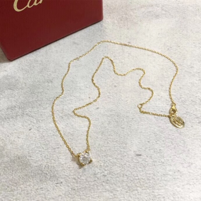 Cartier卡地亞 四爪項鏈升級版到貨啦，重大事件保色，保色