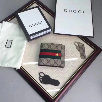 【GUCCI-古奇】十年打造專業GUCCI 市場頂級獨家控貨，專櫃品質 採用進口牛皮，原廠五金！精緻做工。獨家實物拍照品質如圖可見 。款號：408827尺寸：11*9*1