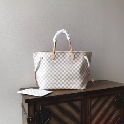 LV複刻版Louis Vuitton NEVERFULL 大號購物袋 路易威登N41357白格粉色裡 極具傳奇色彩的 Neverfull 手袋總是能夠滿足您對手提包的各種需要。 容量大卻不顯笨重，挺括而手感柔軟，居家出行