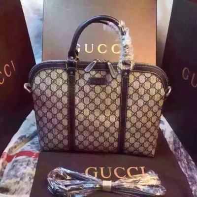 Gucci爆款男包 型號：223675，尺寸：33*30*6，藍膠。