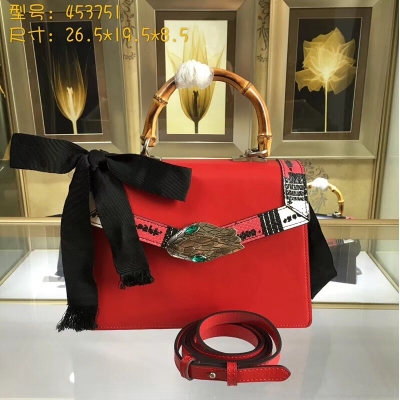 【GUCCI-古馳】 十年打造專業GUCCI 市場頂級獨家控貨，專櫃品質 採用進口牛皮，原廠五金！精緻做工。 獨家實物拍照 品質如圖可見 。款號：453751。尺寸：26.5*19.5*8.5