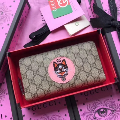 【GUCCI-古馳】十年打造專業GUCCI 市場頂級獨家控貨，專櫃品質 採用進口牛皮，原廠五金！精緻做工。獨家實物拍照品質如圖可見 。款號：506279尺寸：19*10*2.5