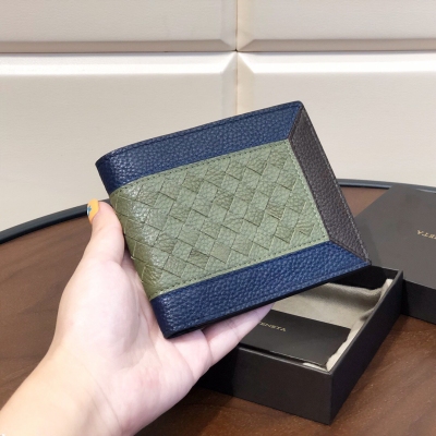 BOTTEGA VENETA BV 1007幾何圖案設計短夾3色彩搭配凸而豔，超有紳士風度