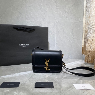 YSL Yves Saint laurent 聖羅蘭 SOLFERINO BOX 2020 IT BAG 必火爆款，還沒上市就攻陷了整個時尚圈，懷舊左岸，靈感來自巴黎左岸街名Rue De Solferino為名！包包採用原