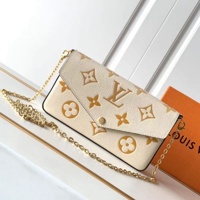 LOUIS VUITTON LV路易威登 M61276 M69977 M80498本款 Pochette Félicie 鏈條包為 Monogram Empreinte 皮革描繪 Monogram 印