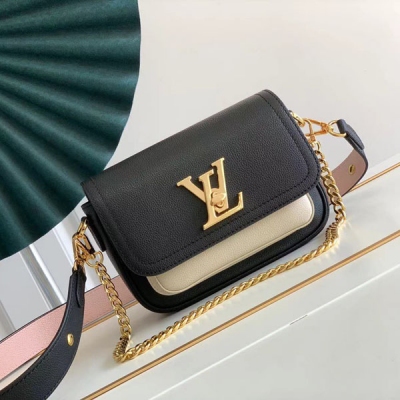 LOUIS VUITTON LV 路易威登 M58557 M58555LOCKME TENDER 手袋 Lockme Tender 手袋取材柔軟粒面小牛皮，其金屬 D 形環可懸掛個性配飾。可拆卸並調節