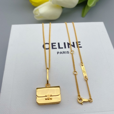 Celine 包包項鍊入股不虧 時髦精必備 賽琳 2021春夏新款凱旋門包包金色項鍊 甜酷辣妹必備 一年四季百搭絕絕子 正品定制黃銅鍍厚金 質感無敵 自留款推薦