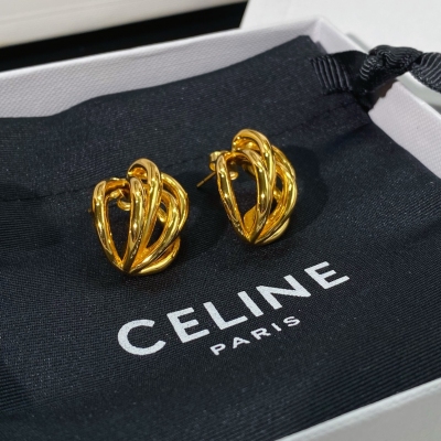 Celine 施令耳釘高級定制 簡約不失高級感 通勤女孩閉眼入 時髦小姐姐必備