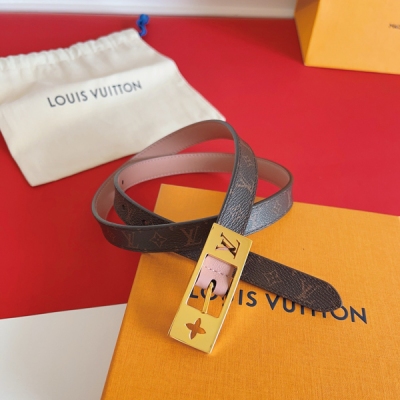 LV路易威登 2024秋冬新款腰帶 1.8cm寬 M8370女士老花針扣。