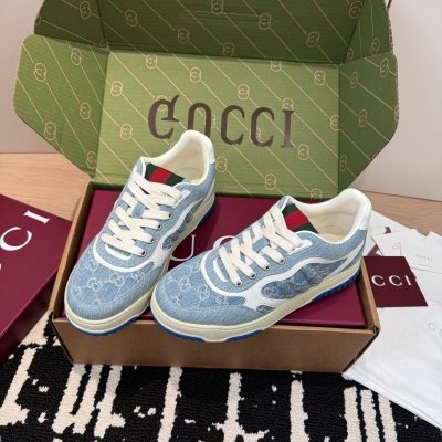 Gucci古馳 頂級版本 全新升級做舊休閒情侶款小髒鞋女款 鞋面增加原版一致的水性塗邊工藝市場上的普通油邊膠感太強又容易掉！A級頭層磨砂皮（帶毛孔）/對版電腦刺繡雙G布,內裡高密度毛巾絨中底板細節上增加了PVC透明小圓標封線 六次開模採用滴