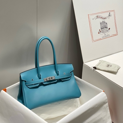 Hermes愛馬仕 SHOULDER BIRKIN 29 秀場焦點黑銀 新出的迷你版尺寸真的精巧！拉長寬度 縮短高度 精緻度直接拉滿 簡潔流暢的線條 29cm