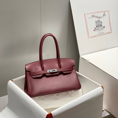 Hermes愛馬仕 SHOULDER BIRKIN 29 秀場焦點黑銀 新出的迷你版尺寸真的精巧！拉長寬度 縮短高度 精緻度直接拉滿 簡潔流暢的線條 29cm